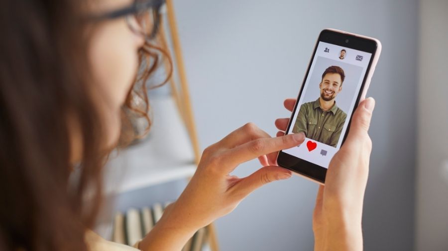 How to create a profile on wedmoo