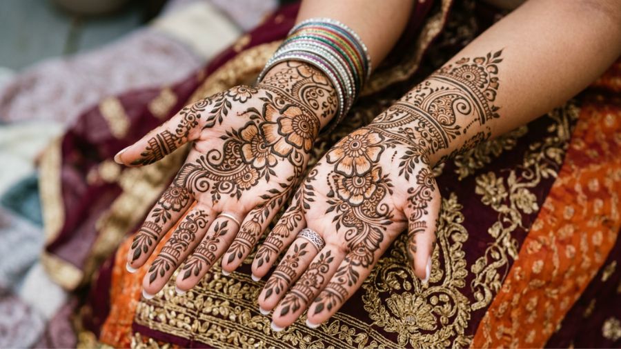 Floral Mehndi for Full Hands Mehndi Design
