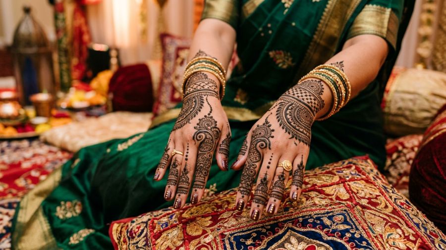 Indo-Arabian Mehndi Design