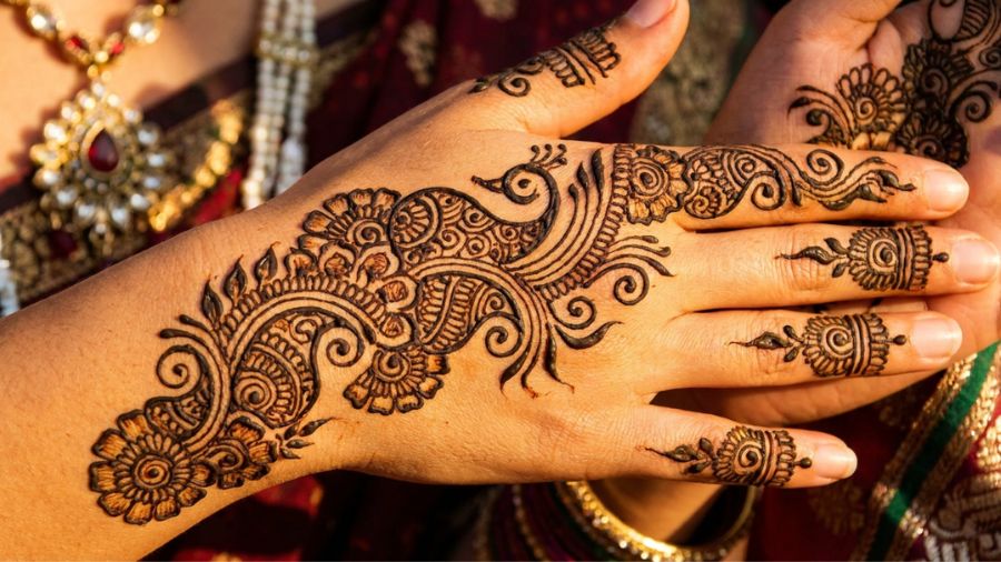 Peacock Mehndi Design for Back Hand