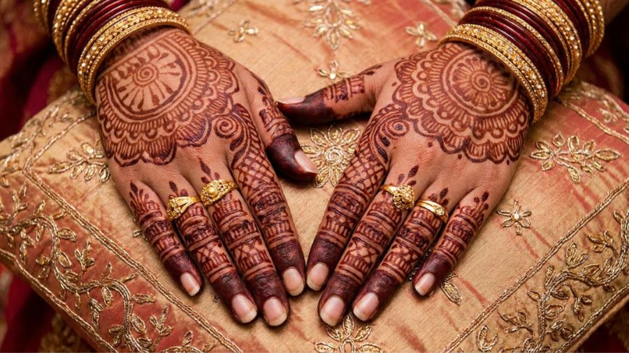 Royal Hand Adornments Mehndi