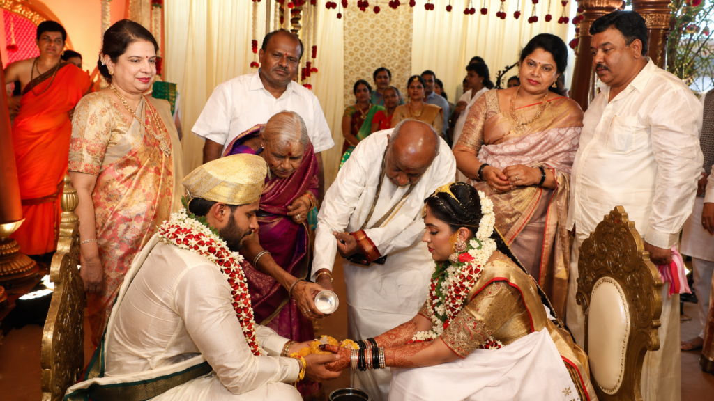 Radhika Kumaraswamy – Married Politician HD Kumaraswamy